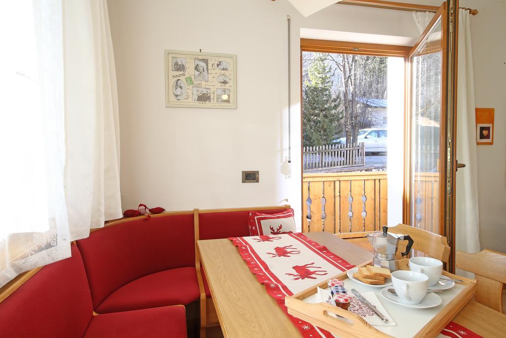 Ciasa Rudiferia Appartamenti In Alta Badia Zimmer foto